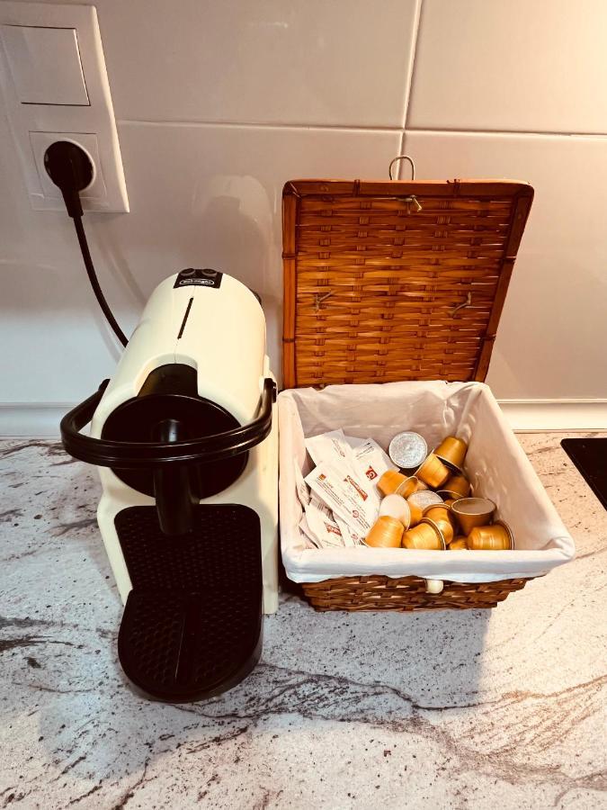 Apartamento En 萨洛 外观 照片