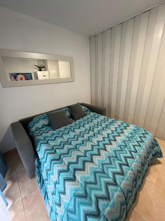 Apartamento En 萨洛 外观 照片