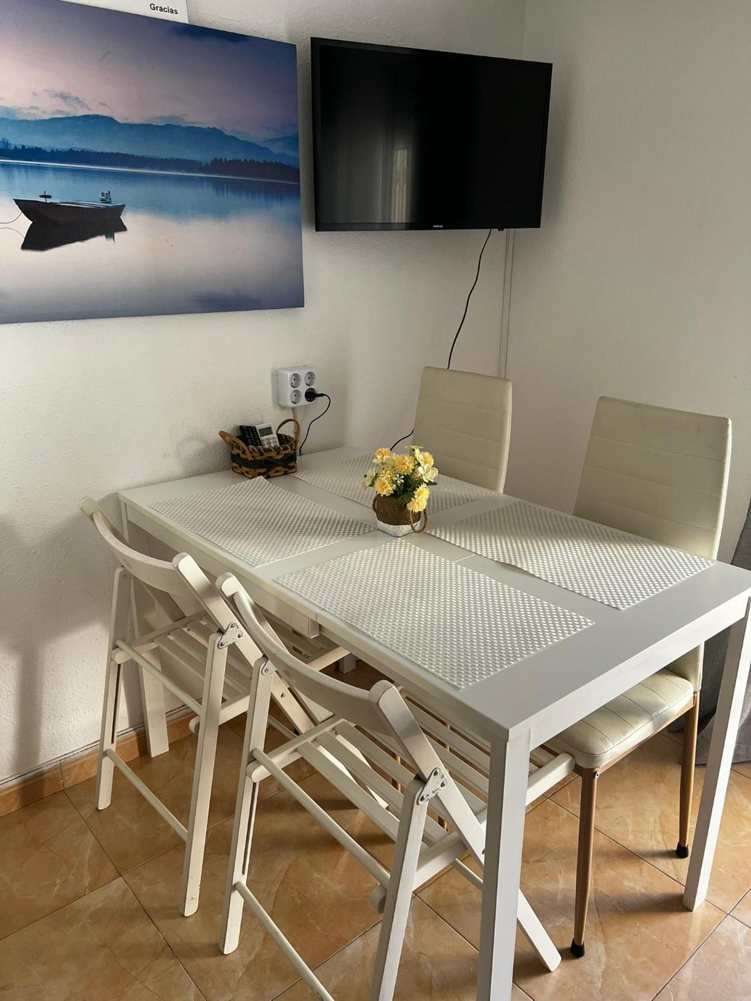 Apartamento En 萨洛 外观 照片